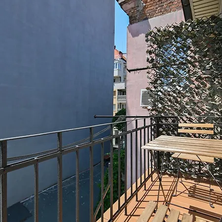 Central Luxury Apartment Sofia